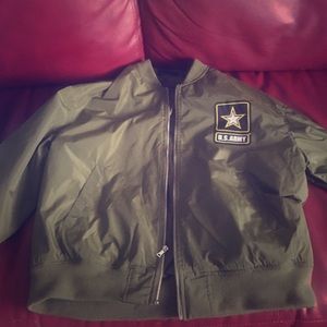 Dark green U.S Army jacket Size L
